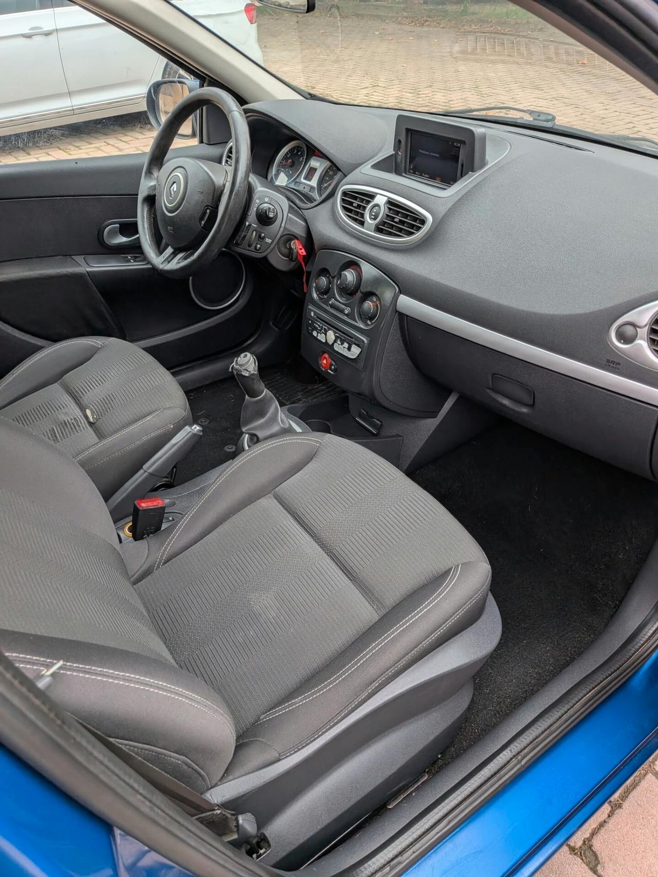 Renault Clio 1.2 16V 5 porte Luxe