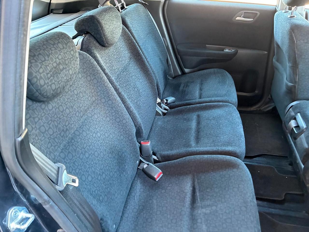 Honda FR-V Neopat. 6 POSTI