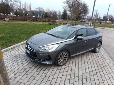 DS 5 2.0 HDi Full Optional