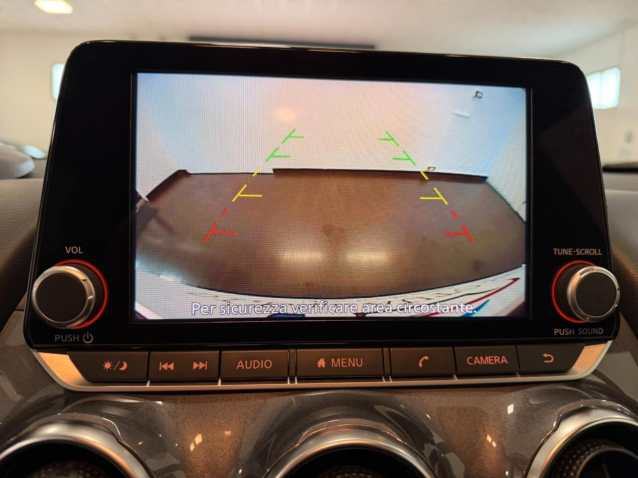 Nissan Juke 1.0 DIG-T 114 CV Tekna