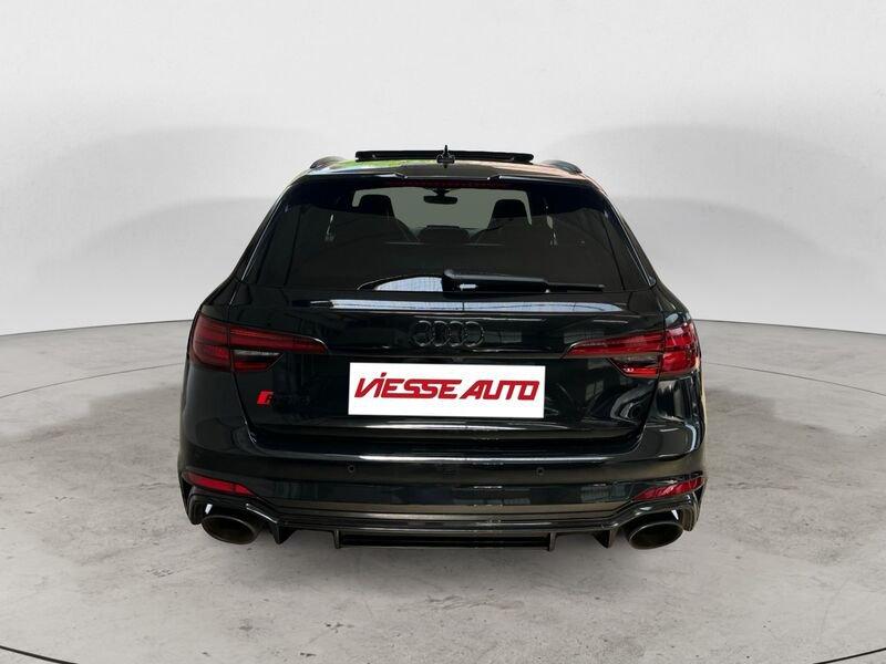 Audi A4 RS 4 Avant
