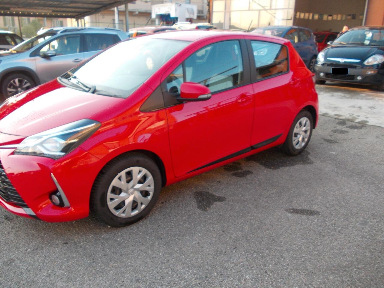 Toyota Yaris 1.0 72 CV 5 porte Active