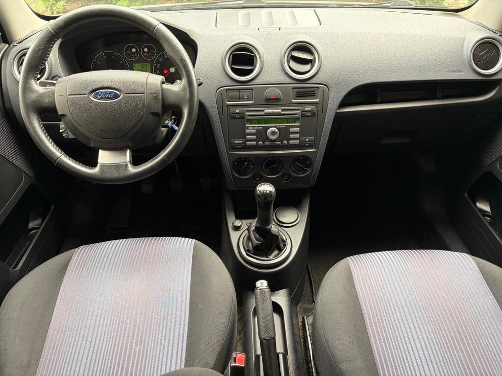Ford Fusion 1.4 16V 5p.