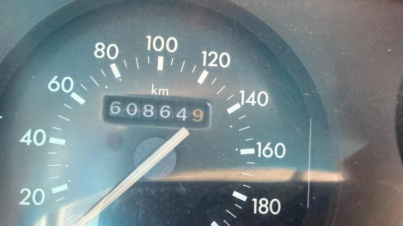 Ford Transit GEMELLATO MOTORE NUOVO 190 2.5 TD PL Cabinato