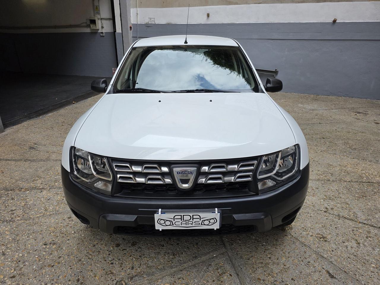 DACIA DUSTER - UNICO PROPRIETARIO - GANCIO TRAINO