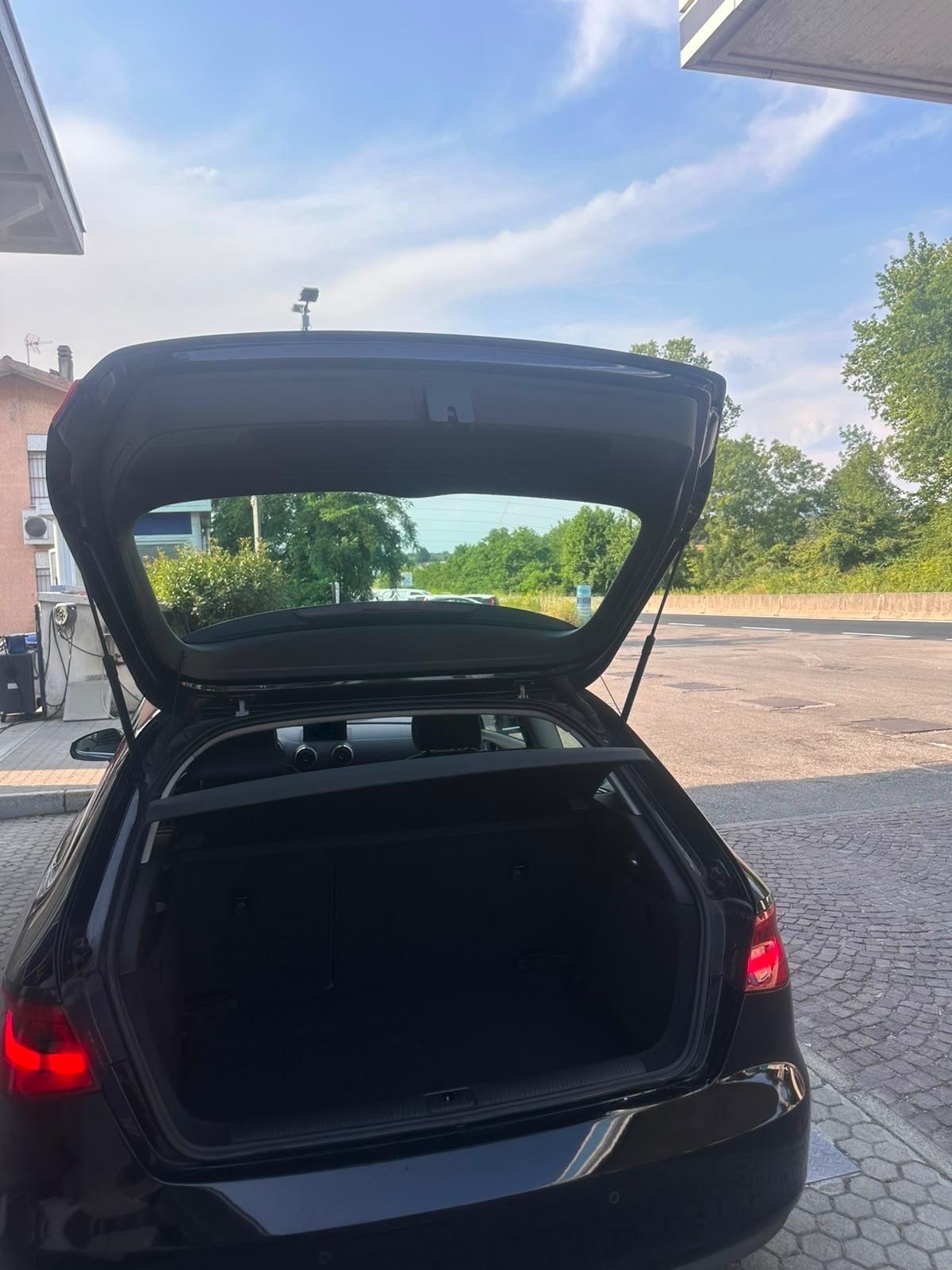 Audi A3 SPB 1.6 TDI clean diesel S tronic Ambiente