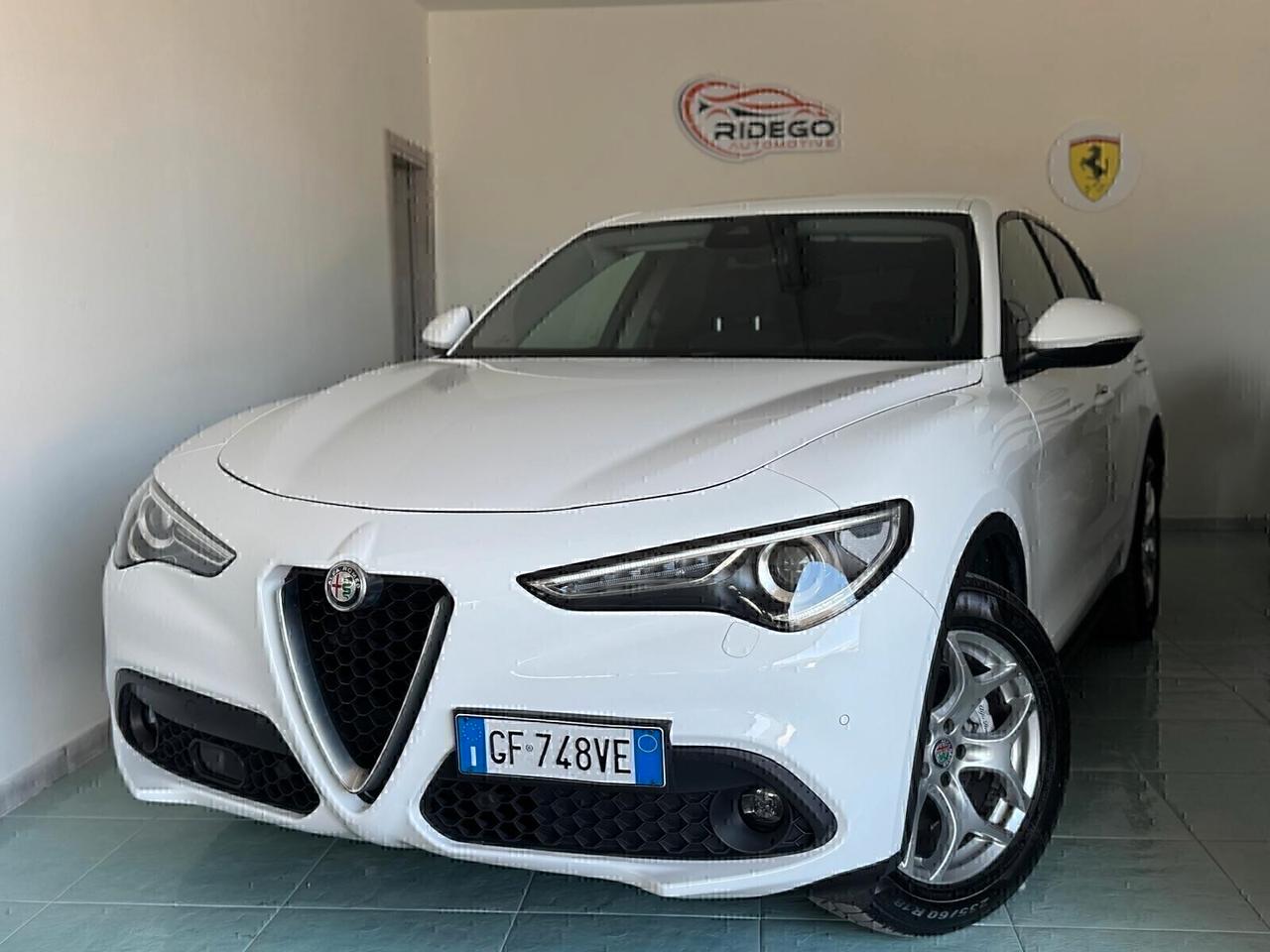 Alfa Romeo Stelvio 2.2 Turbodiesel 190 CV AT8 Q4 Executive