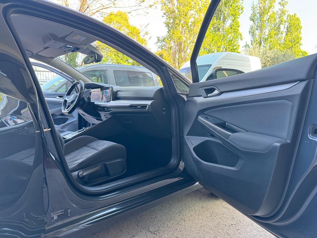 Volkswagen Golf VIII 2.0 tdi Style dsg UNICO PROP.