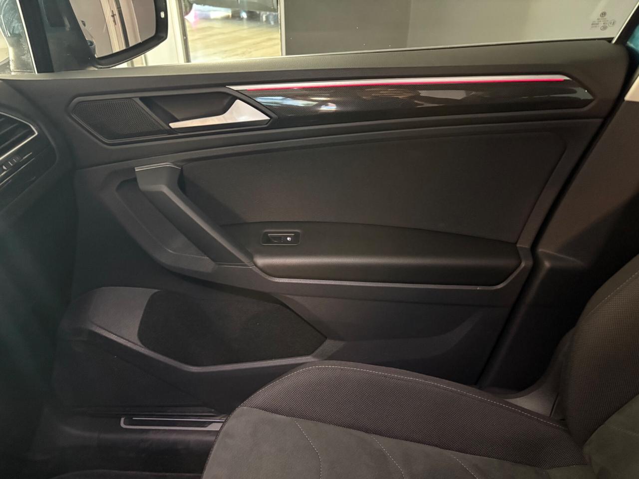 Volkswagen Tiguan 150cv DSG 4MOTION Elegance
