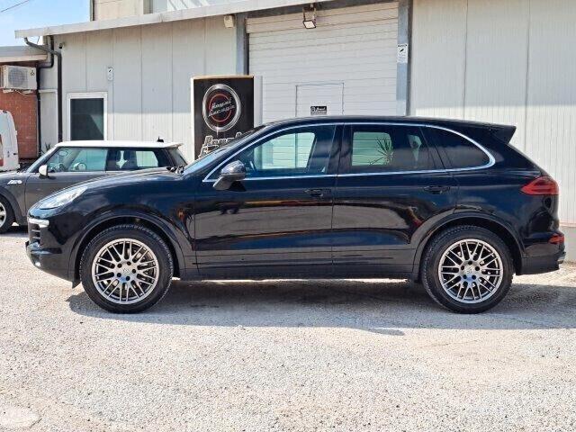 PORSCHE CAYENNE 3.0 DIESEL