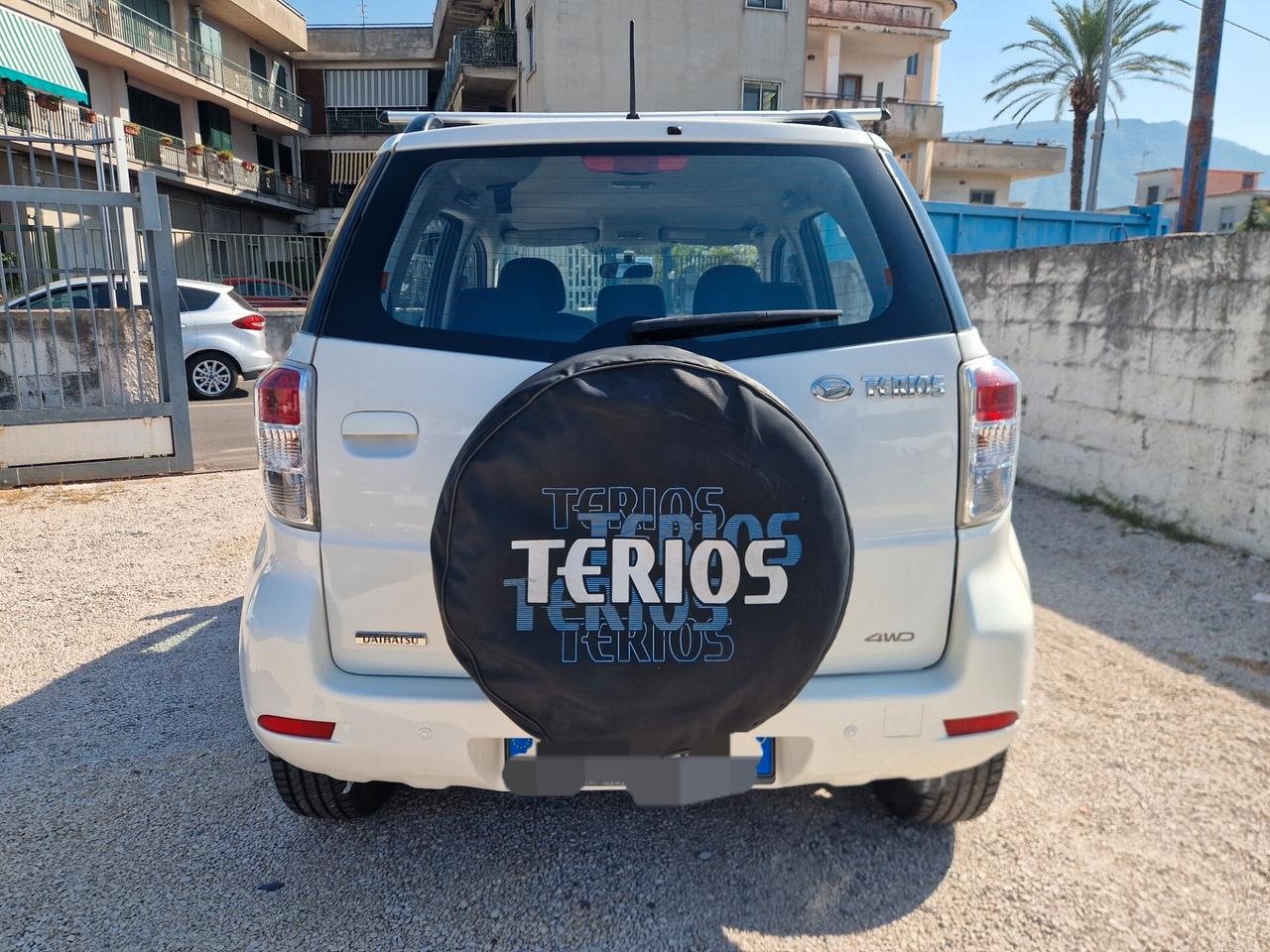 Daihatsu Terios 1.5 4WD Sho GPL -2010