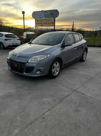 Renault Megane Mégane C-C 1.9 dCi 130CV Luxe