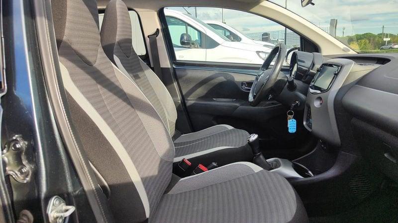 Toyota Aygo Aygo Connect 1.0 VVT-i 72 CV 5 porte x-wave