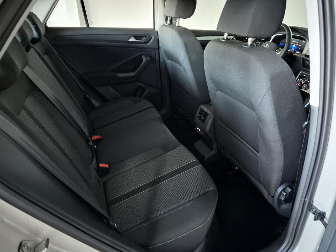 Volkswagen T-Roc 1.5 TFSI DSG APPLE CARPLAY ANDROID AUTO LED ACC