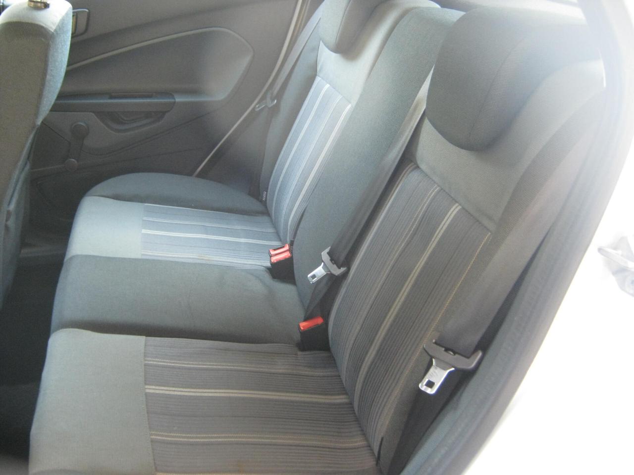 Ford Fiesta 1.4 TDCi 5p. 87000KM AUTOEMILIA