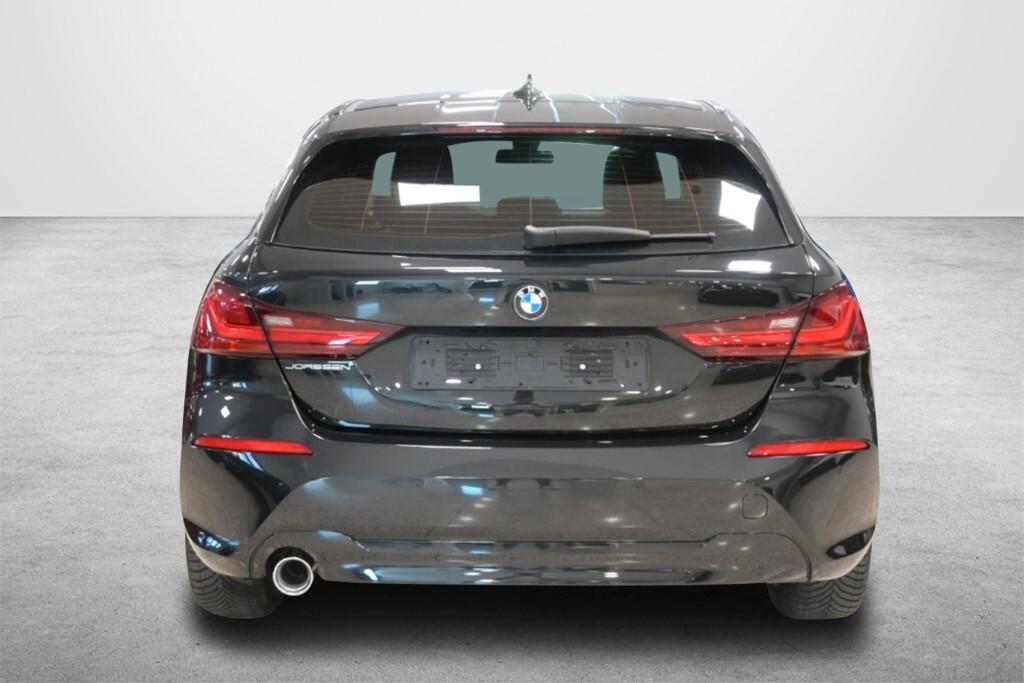 Bmw 116 116D 6M BUSINESS ADVANTAGE ( FARI LED - COCKPIT PDC NAVI MIRROR CRUISE )