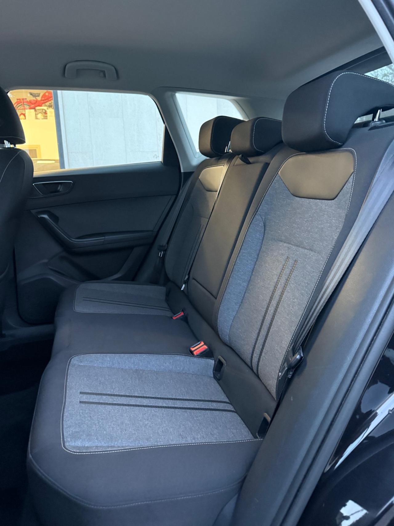 Seat Ateca 2.0 tdi Business CAMBIO DSG ,NAVI,TELECAMERA,APPLE CARPLAY,FULL LED,KM CERTIFICATI