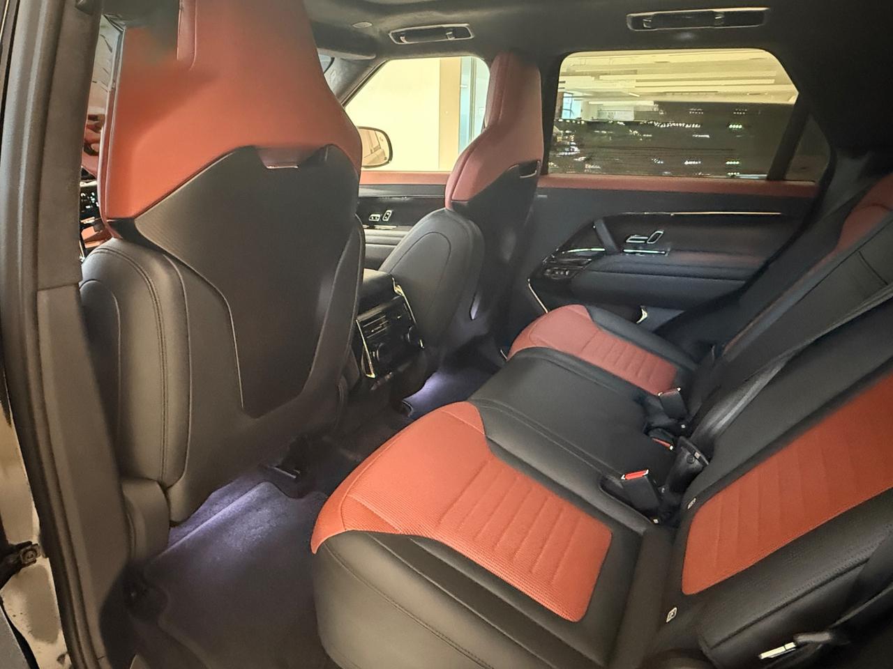 Land Rover Range Sport 4.4 V8 635 CV SV