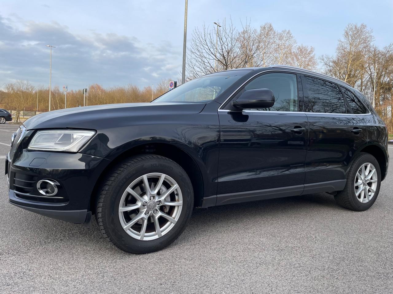 Audi Q5 2.0 TDI 177CV quattro*Automatik*Navi*Cerchi*