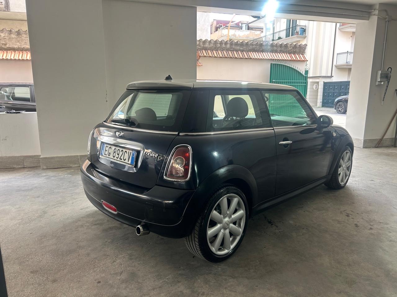 Mini 1.6 16V Cooper D