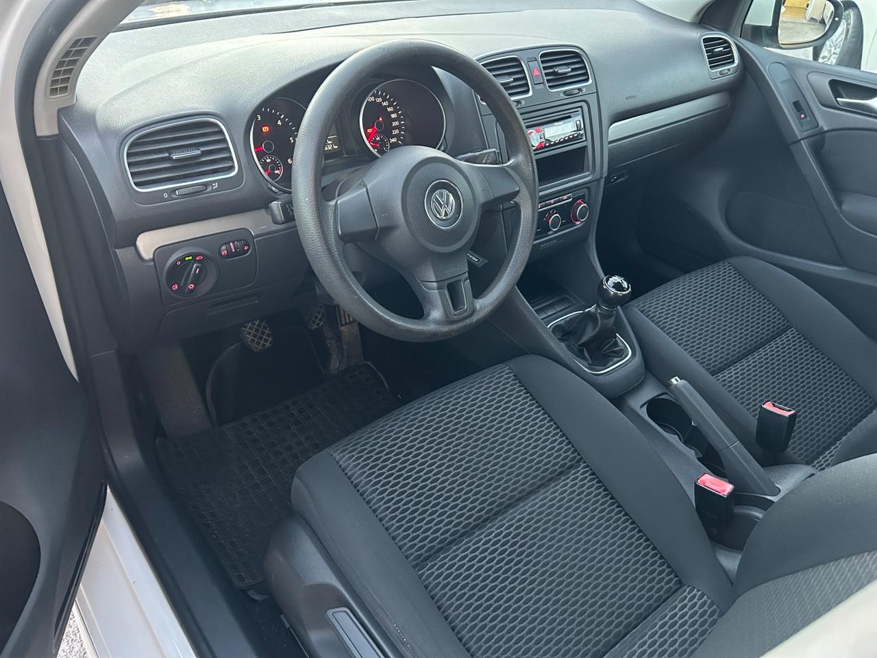 Volkswagen Golf 1.6 TDI DPF