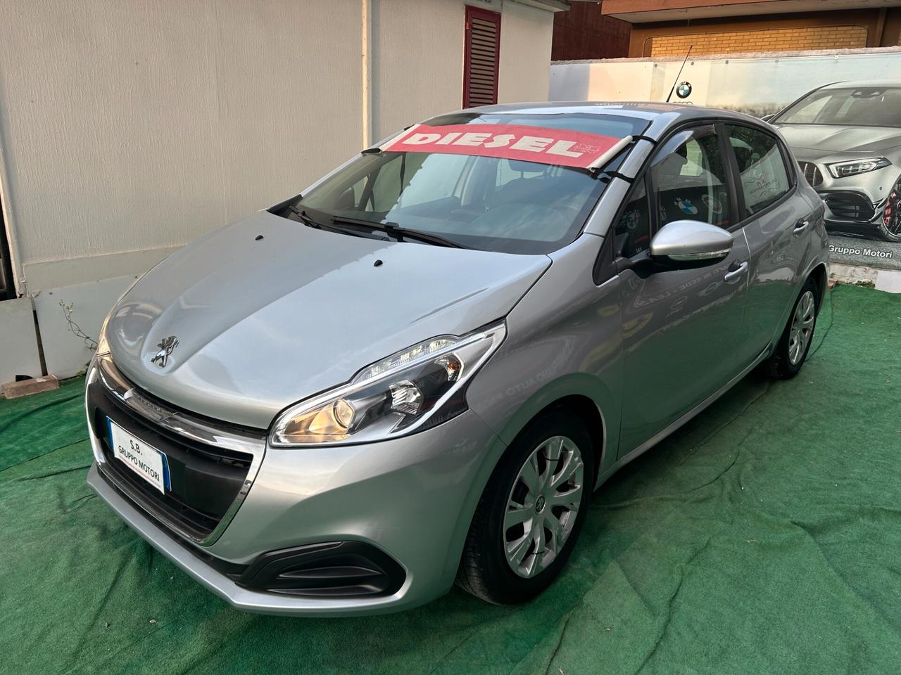 Peugeot 208 2017 1.6 DIESEL 75CV Allure LEGGI