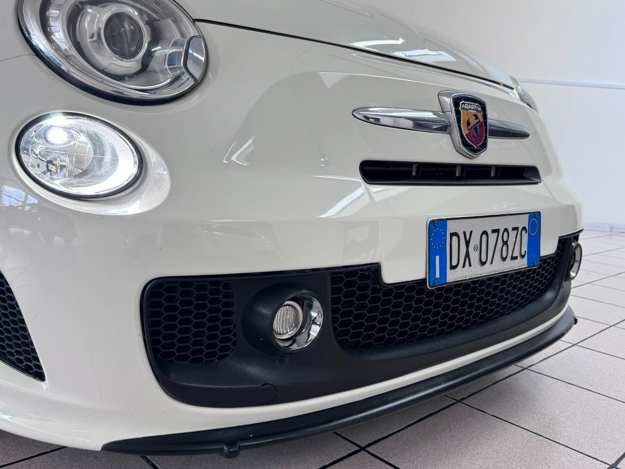 Abarth 500 1.4 Turbo T-Jet 135cv 595 Turismo