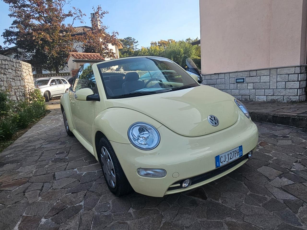 Volkswagen New Beetle 1.4 16V Cabrio