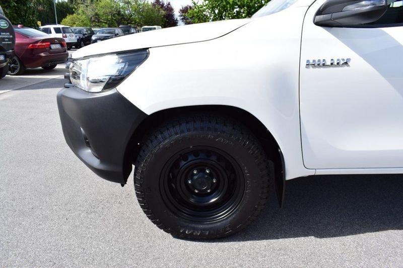 Toyota Hilux 2.4 D-4D 4WD 4 porte Double Cab N1 AUTOCARRO IVA ESPOSTA