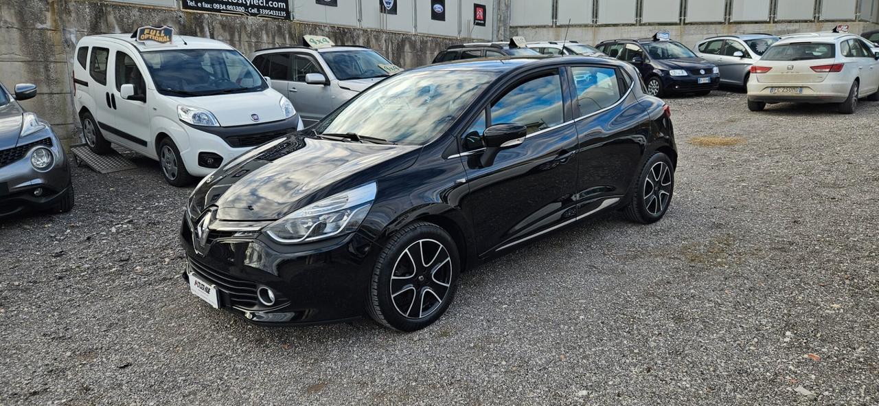 Renault Clio full opt 1.2 75CV (OK NEOPATENTATI)