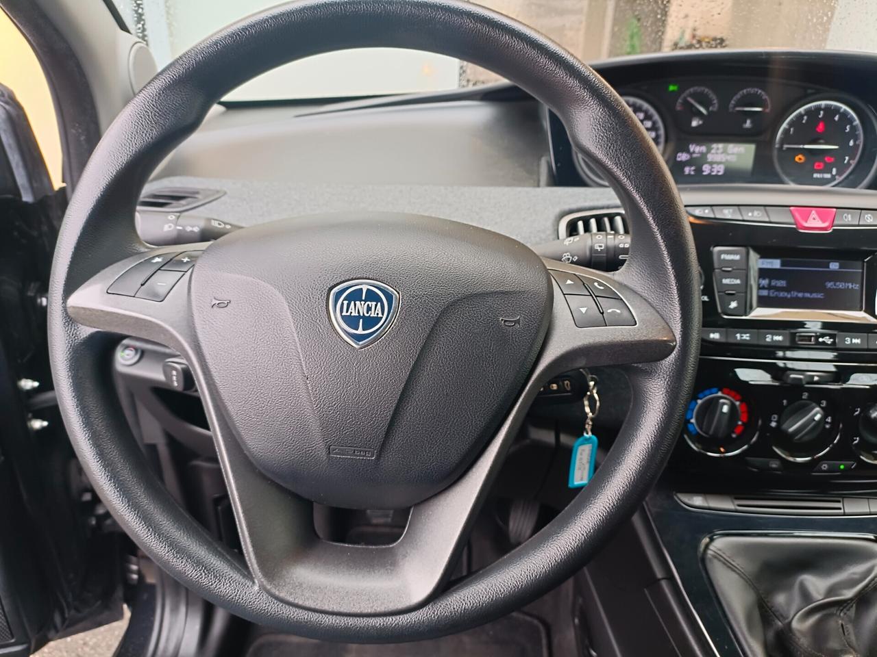 Lancia Ypsilon GPL Platinum