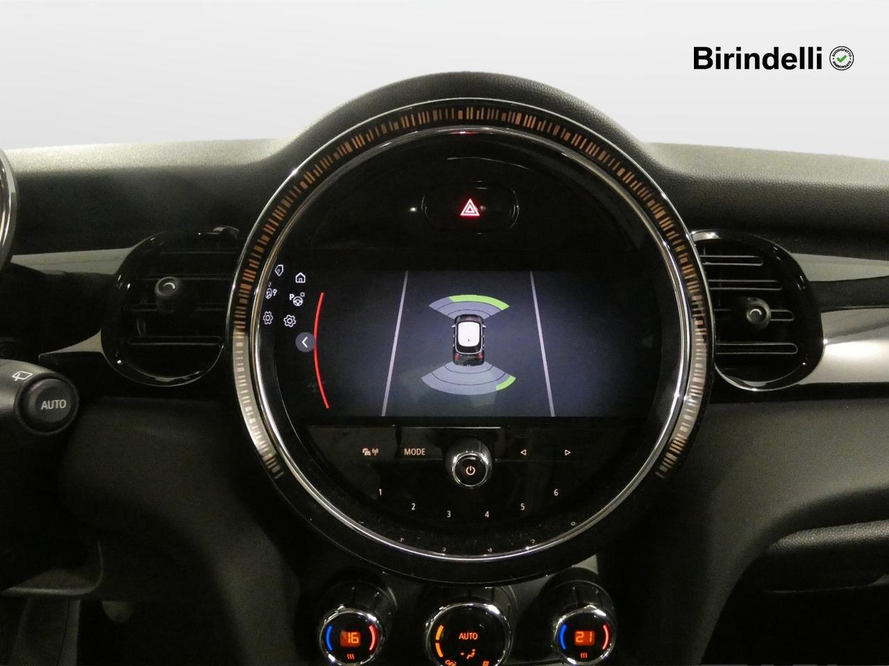 MINI Mini 5 porte (F55) - Mini 1.5 Cooper Yours 5 porte