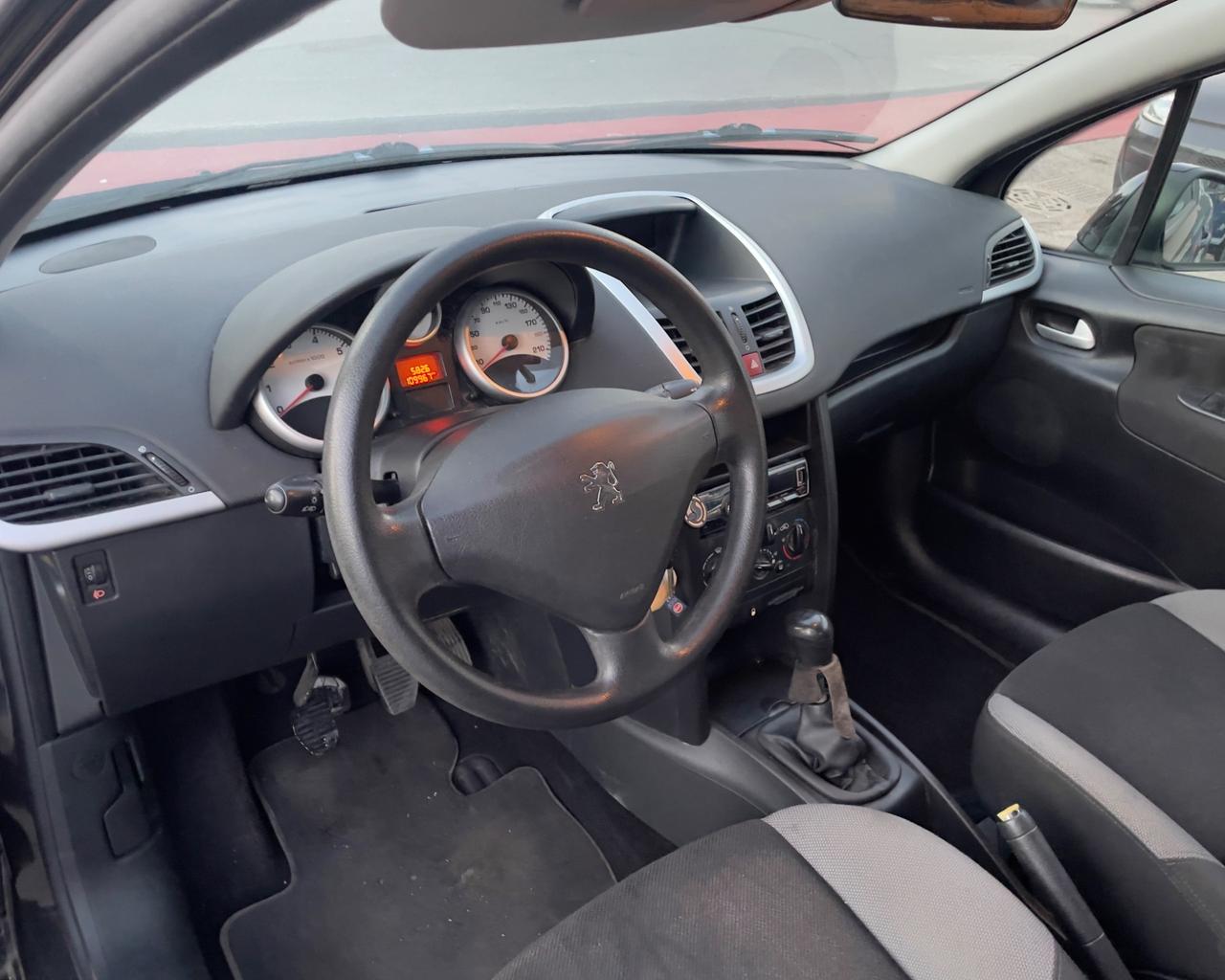 Peugeot 207 1.4 8V 75CV 3p. Energie