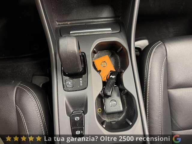Volvo XC40 B4 AWD automatico Momentum Pro