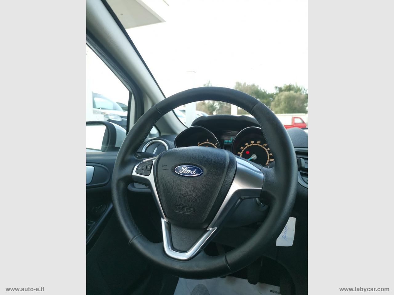 FORD Fiesta 1.5 TDCi 75 CV 5p. Titanium