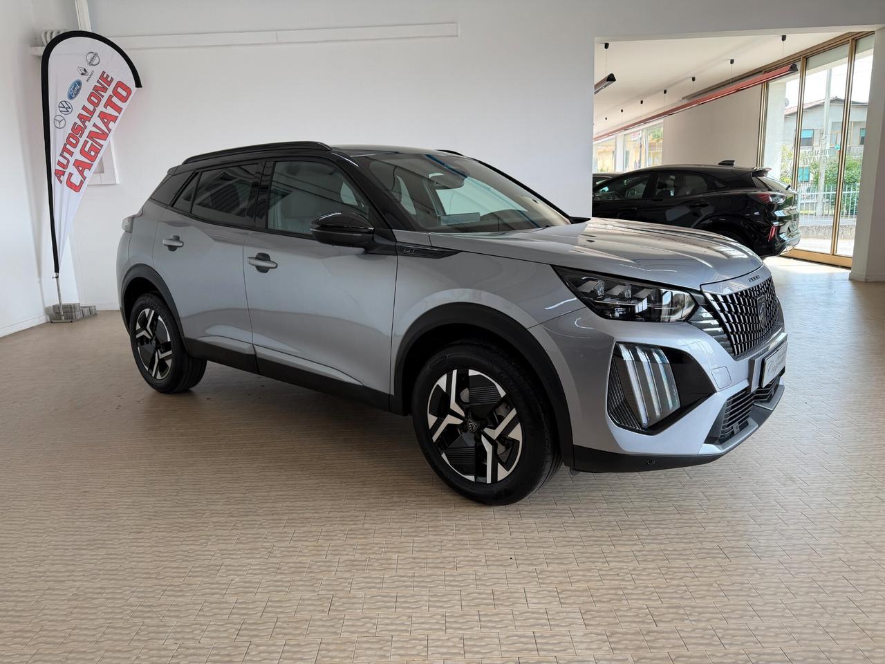 Peugeot 2008 Hybrid 145 e-DCS6 GT KM 9000 2025 Bicolor