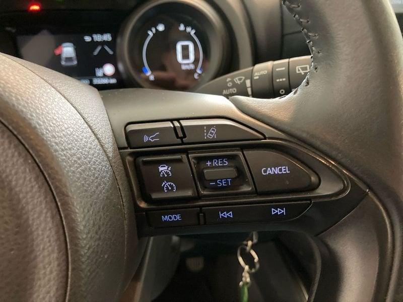 Toyota Yaris Hybrid Trend MY22
