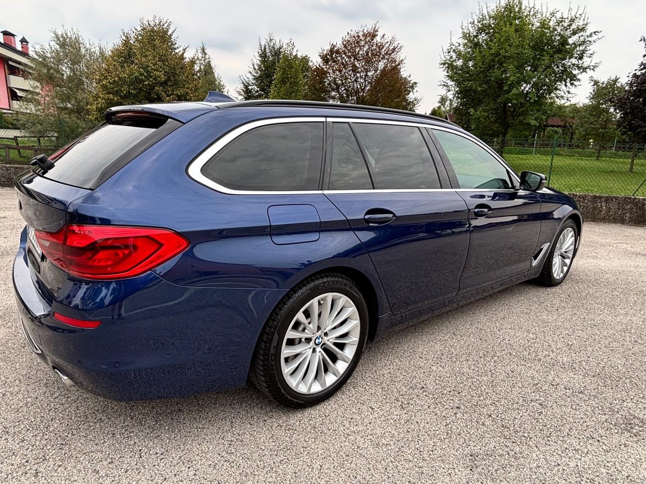 Bmw 520 520d xDrive Luxury