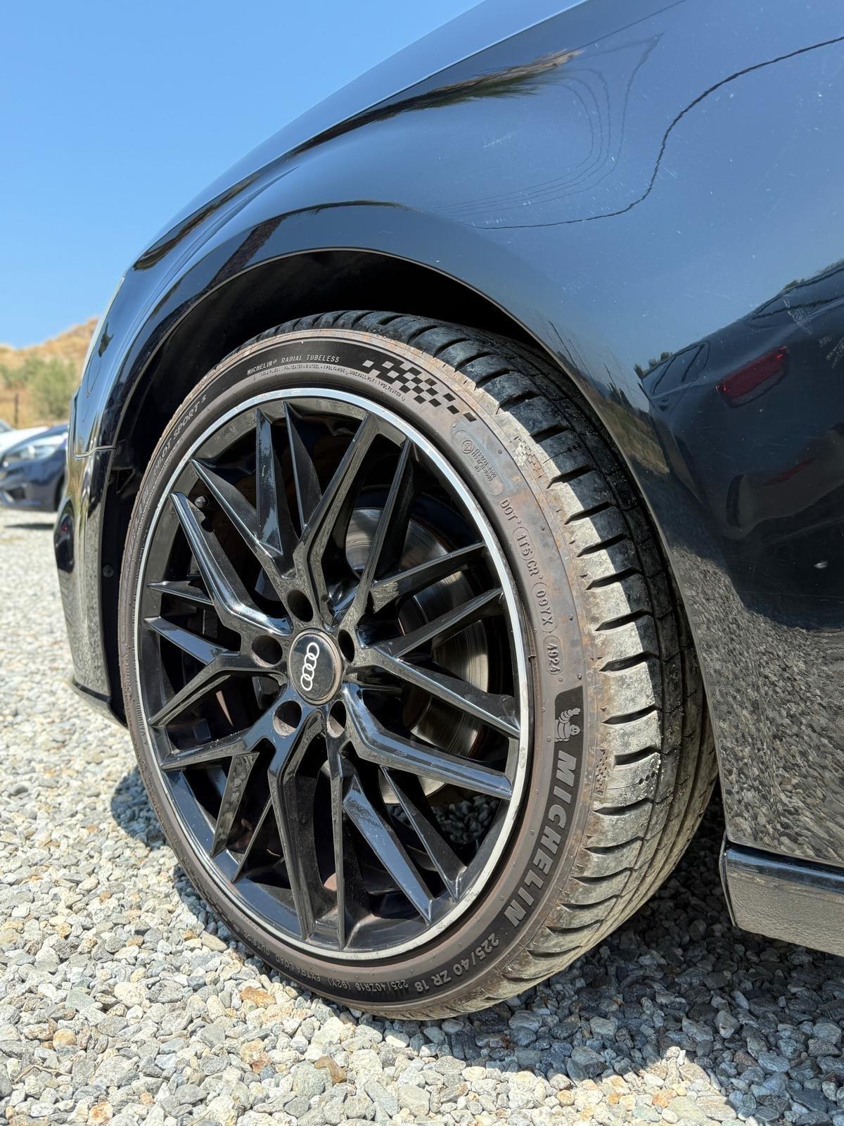 Audi A3 SPB 2.0 TDI S tronic Design