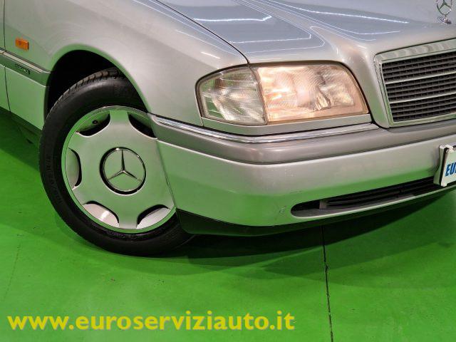 MERCEDES-BENZ C 180 cat Elegance