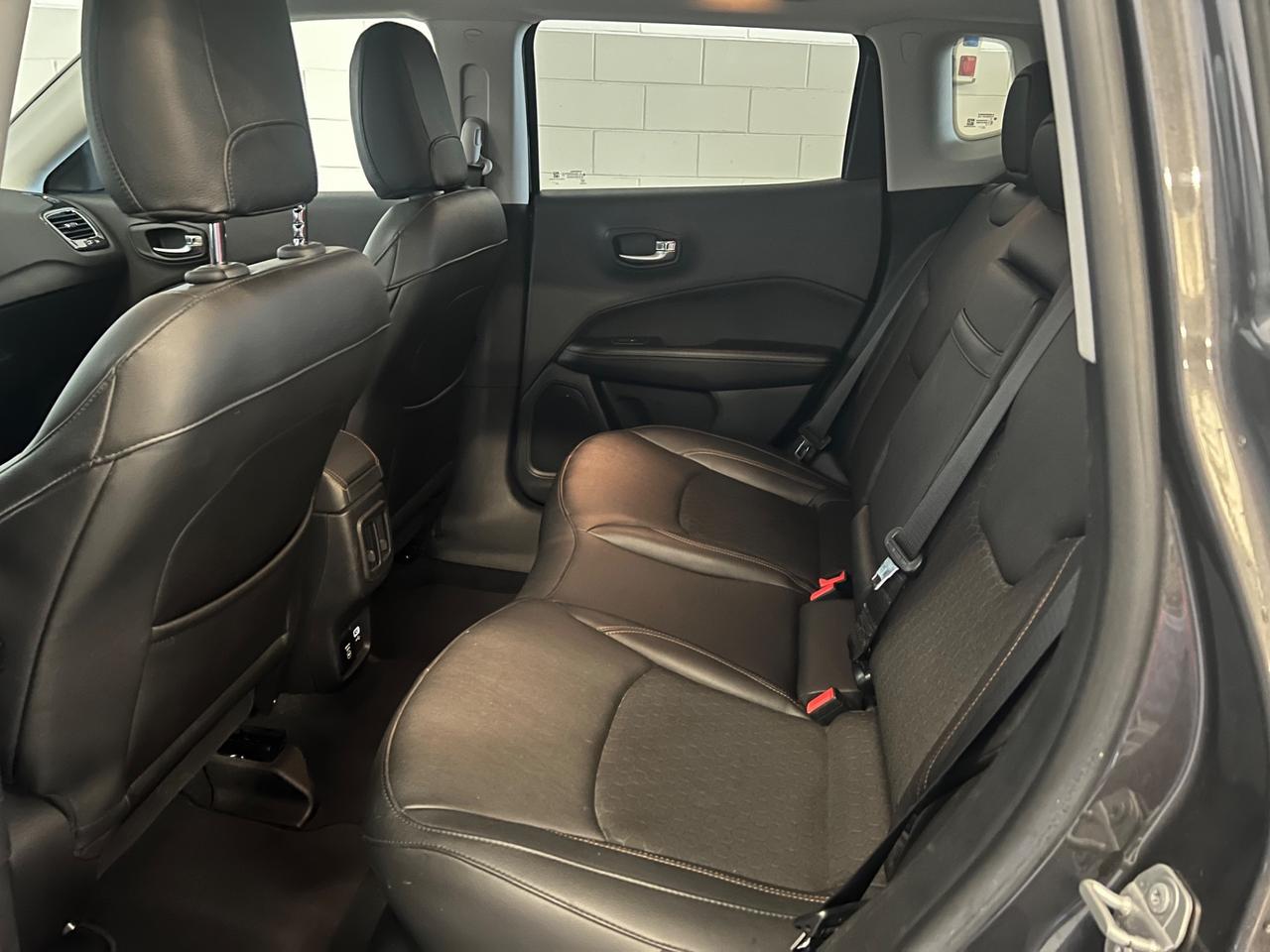 Jeep Compass II 2017 1.3 turbo t4 phev Limited 4xe at6