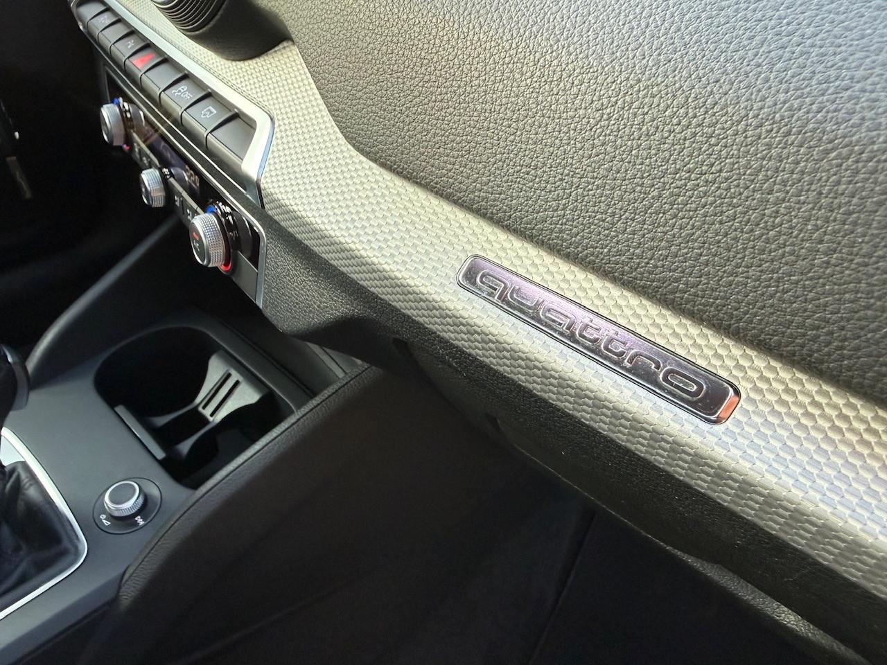 Audi Q2 40 TFSI quattro S tronic Business Advanced