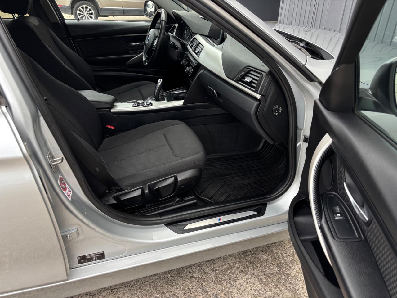 BMW 318d Touring (EURO6-B) garanzia 12 mesi