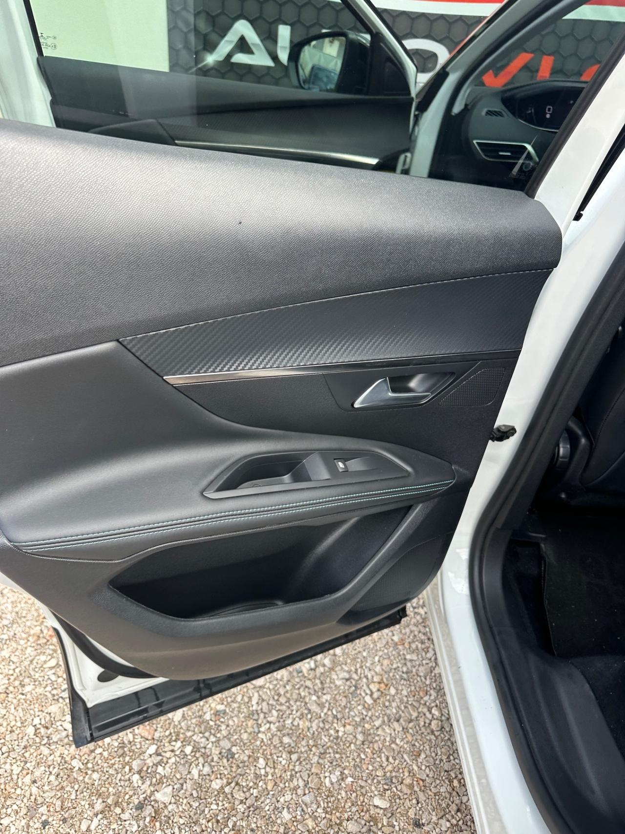 Peugeot 3008 BlueHDi 130 S&S EAT8 Allure Pack