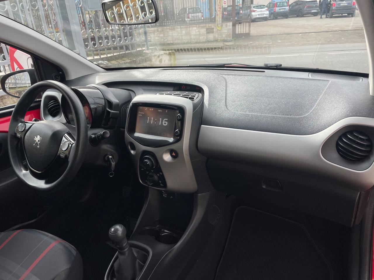 Peugeot 108 VTi 68 5 porte Allure