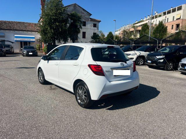 TOYOTA Yaris 1.4 D-4D 5 porte Lounge 1 PROP AUTO X NEOPATENTATI