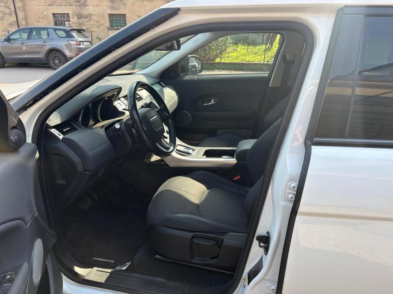 Land Rover Range Rover Evoque 5 Porte Range Rover Evoque 5p 2.0 td4 SE Dynamic 150cv my18 MOTORE NUOVO
