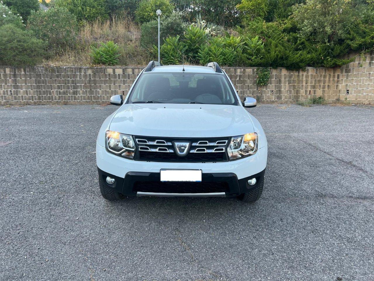 Dacia Duster 1.5 dci Laureate 4x2 110cv Navi Cerchi.