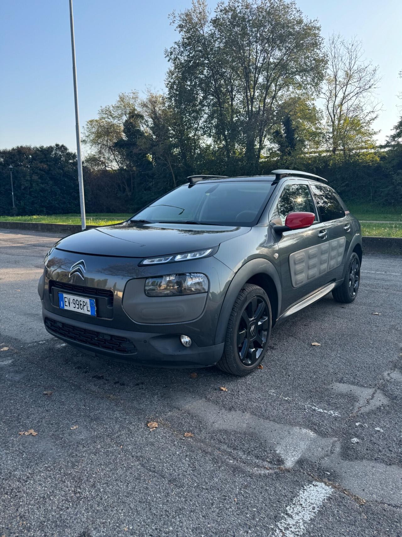 Citroen C4 Cactus 1.2 Shine Edition