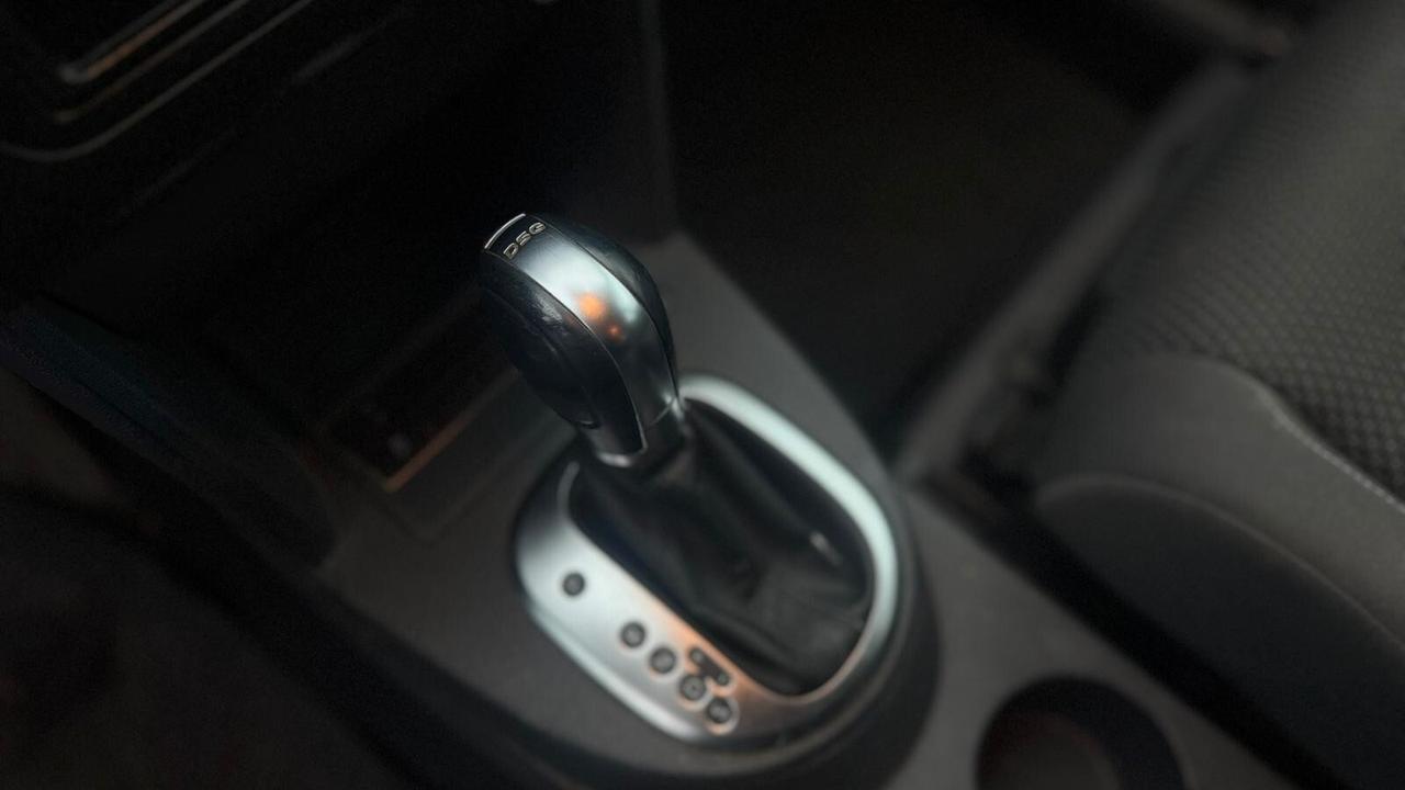 VW TOURAN 1.6 DIESEL 7 POSTI AUTOMATICO NEOP.